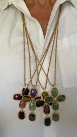 Collier Cruz